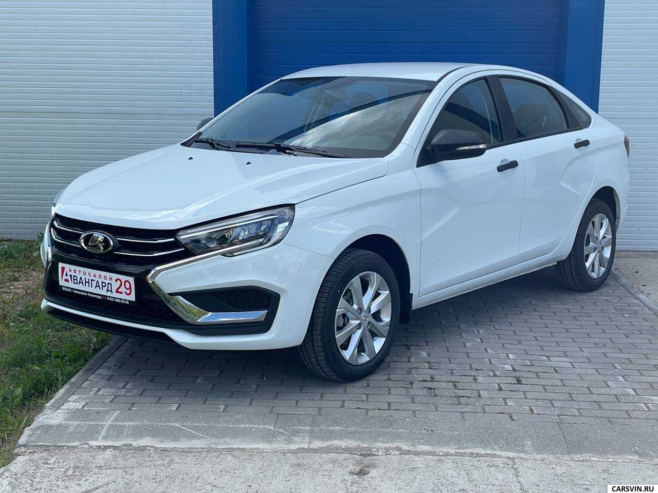 Новая эра отечественного авто: обзор Lada Vesta 2025